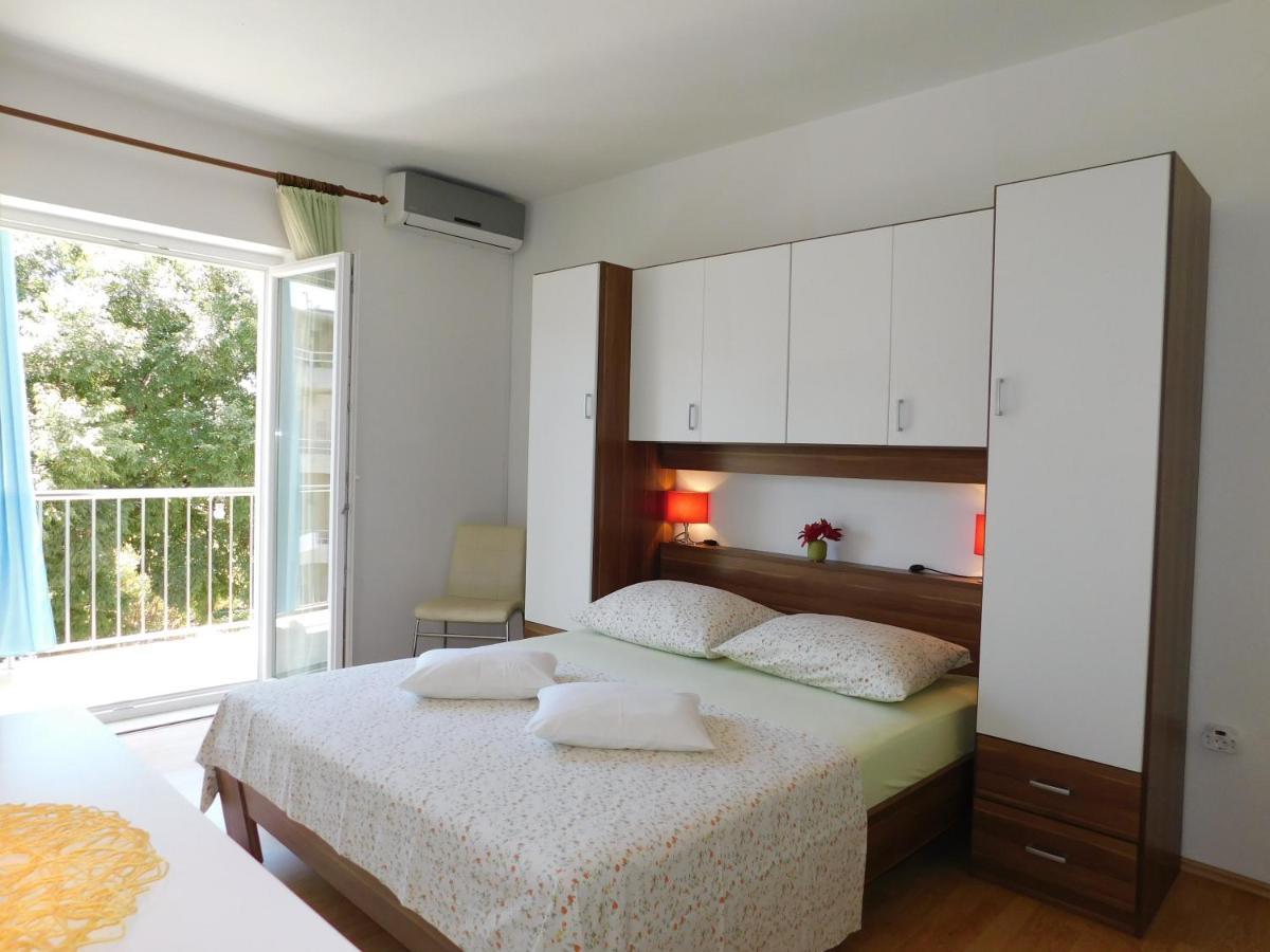 Apartment Dalmatia Ketty Макарска Экстерьер фото
