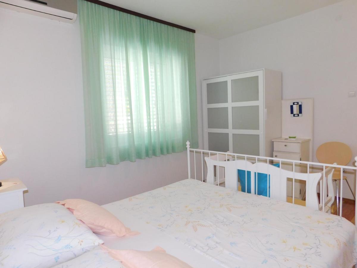 Apartment Dalmatia Ketty Макарска Экстерьер фото