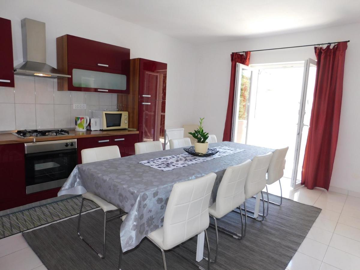 Apartment Dalmatia Ketty Макарска Экстерьер фото