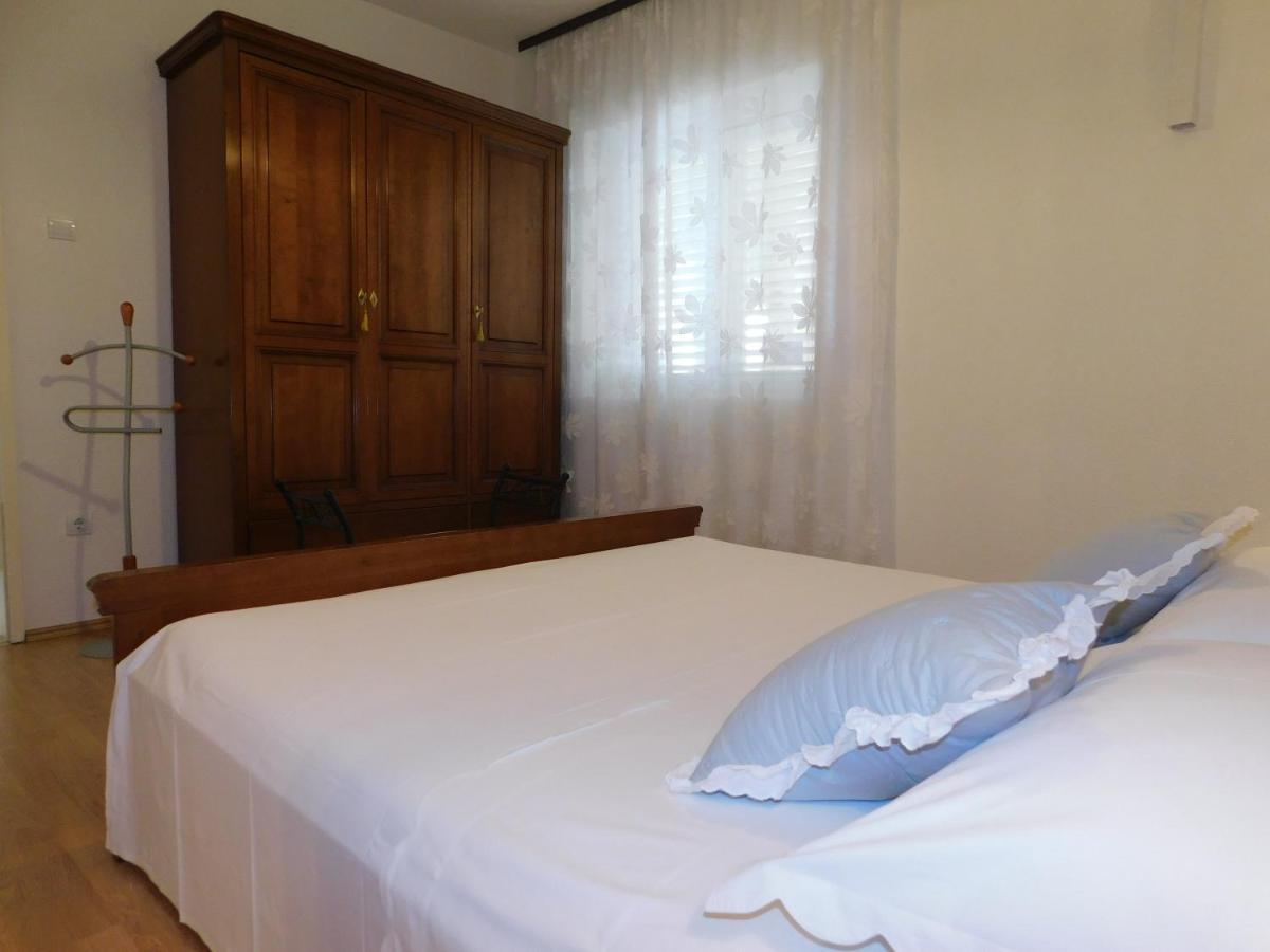 Apartment Dalmatia Ketty Макарска Экстерьер фото