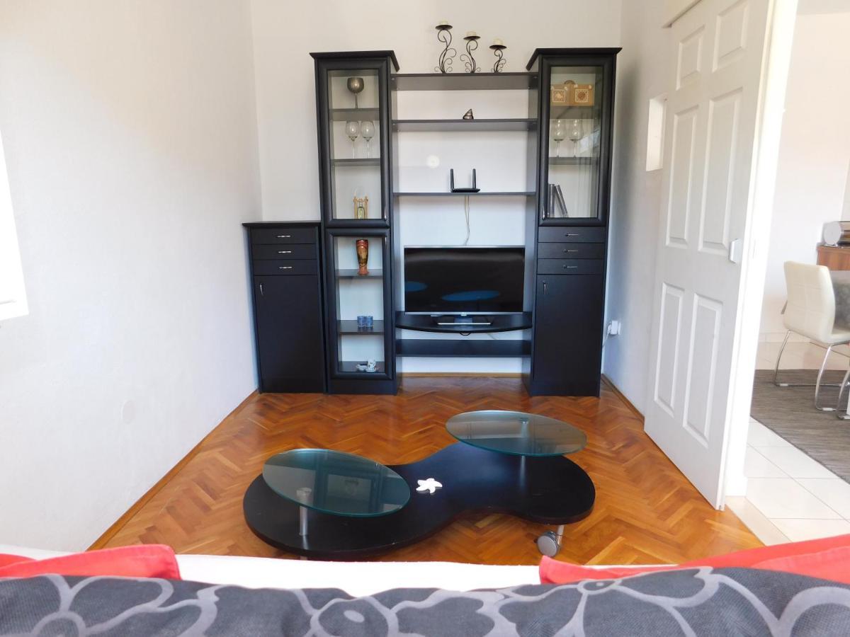 Apartment Dalmatia Ketty Макарска Экстерьер фото