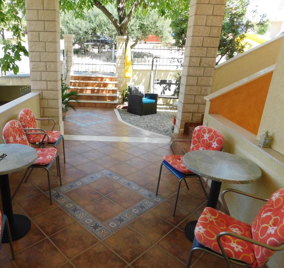 Apartment Dalmatia Ketty Макарска Экстерьер фото