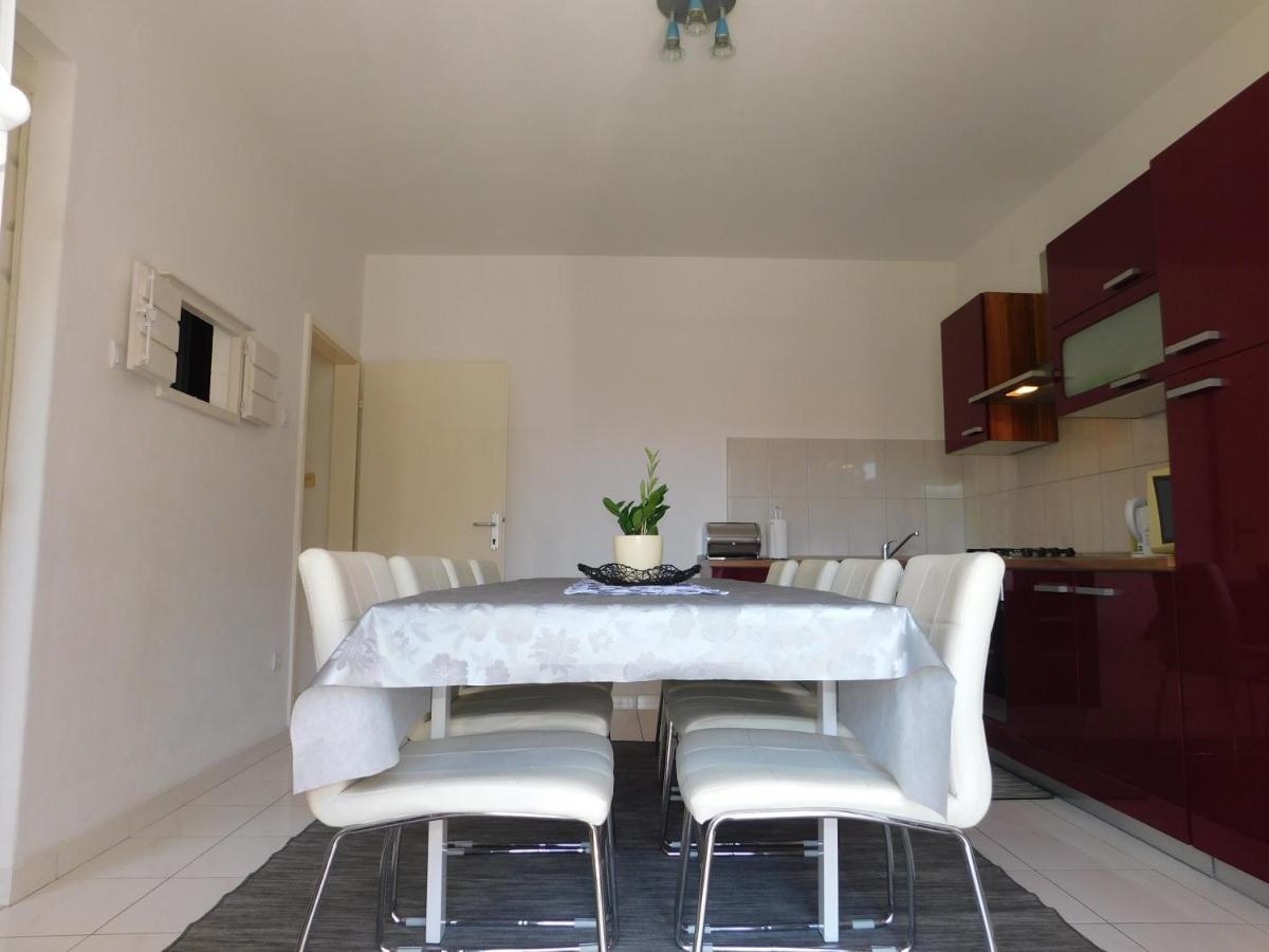 Apartment Dalmatia Ketty Макарска Экстерьер фото